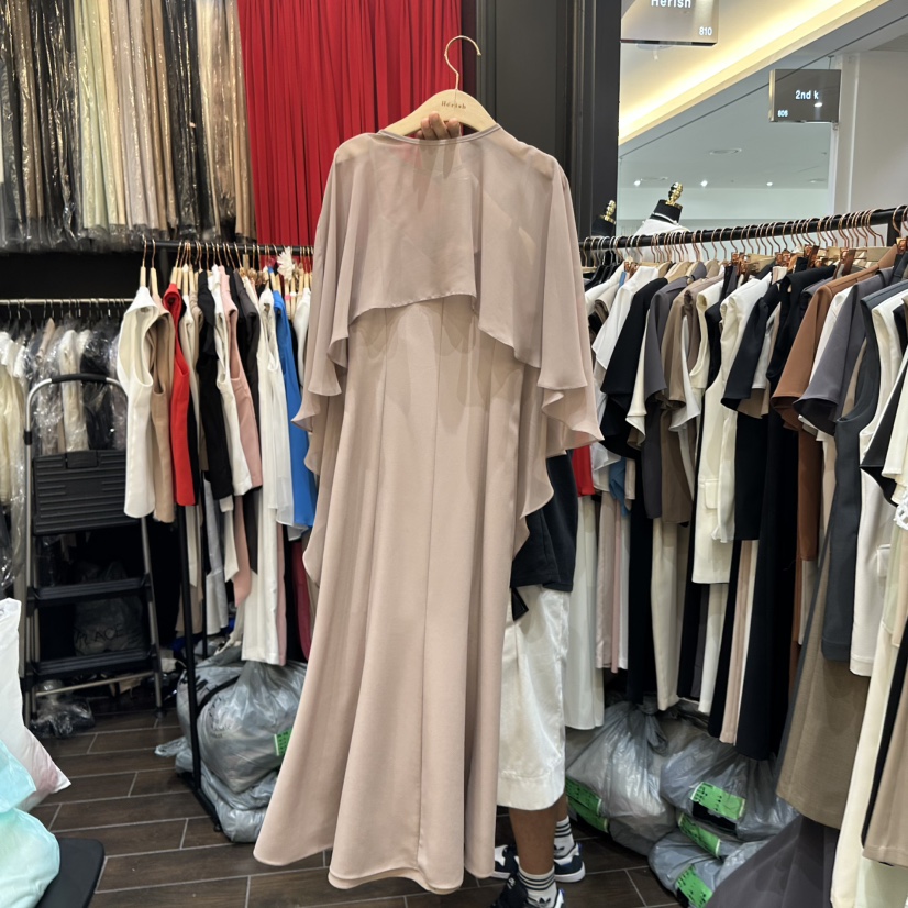 HERISH東大門㊣直郵女士新款真品推薦熱賣25春夏套裝兩件套披肩Herish套裝圖色3