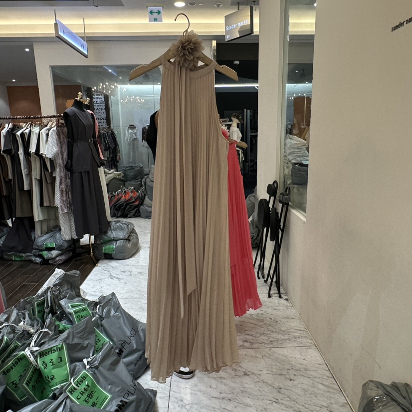 HERISH韓國代購㊣女士新品職業時尚25春夏真品連衣裙含圍巾Herish連衣裙圖色4