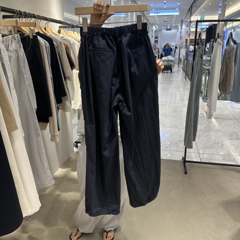 BOUTIQUE SEOUL-P韓國直郵㊣女士新品25春夏休閑熱賣休閑褲But ton/BOUTIQUE SEOUL休閑褲