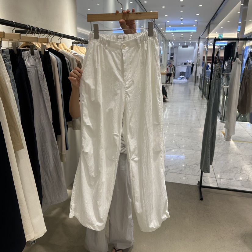 BOUTIQUE SEOUL-P韓國直郵㊣女士新品25春夏休閑熱賣休閑褲But ton/BOUTIQUE SEOUL休閑褲圖色2