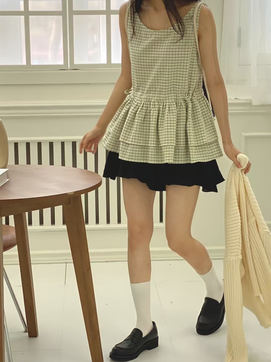 ONTHEMOOD韓國代購㊣女裝新款人氣熱賣休閑真品時尚襯衫蕾絲衫RIPPLE襯衫/蕾絲衫圖色2