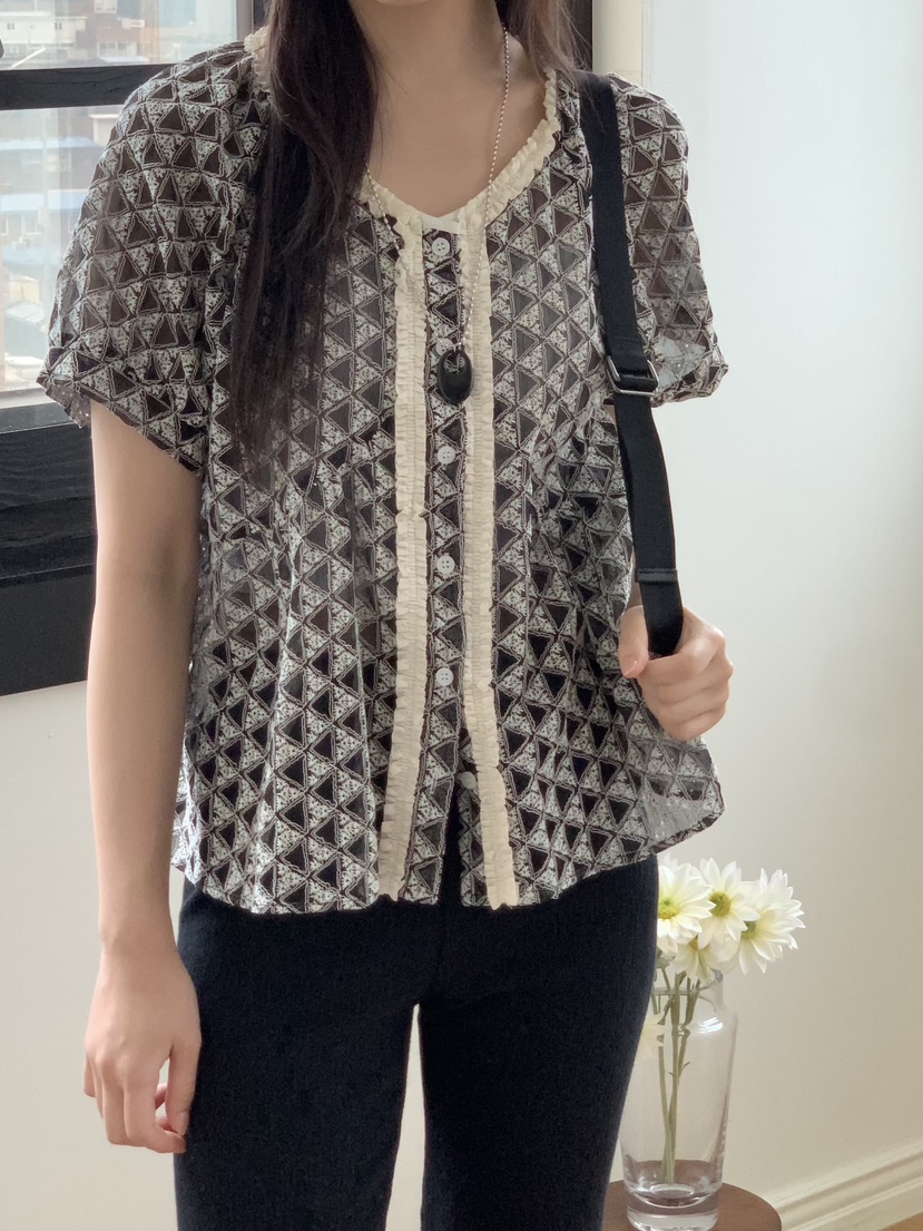 BEFORE SUNRISE東大門㊣代購女士新款職業真品時尚襯衫蕾絲衫BEFORE SUNRISE襯衫/蕾絲衫