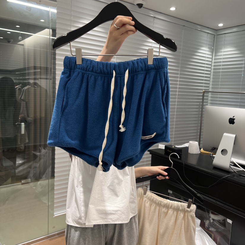 LETTER東大門㊣實拍女裝新款熱賣真品25春夏時尚職業休閑短褲LETTER短褲圖色2