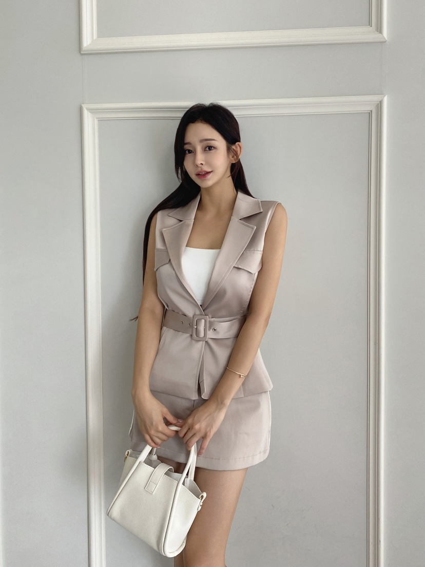 CLOTH韓國代購㊣女裝新品人氣真品時尚休閑熱賣25春夏馬甲含腰帶CLOTH馬甲