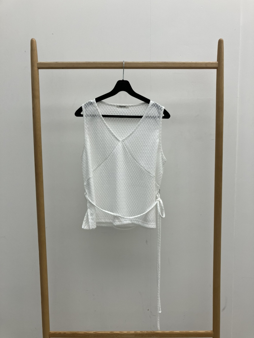 B_GARDER東大門㊣實拍女裝新款休閑人氣25春夏吊帶背心含腰繩B.GARDER吊帶/背心