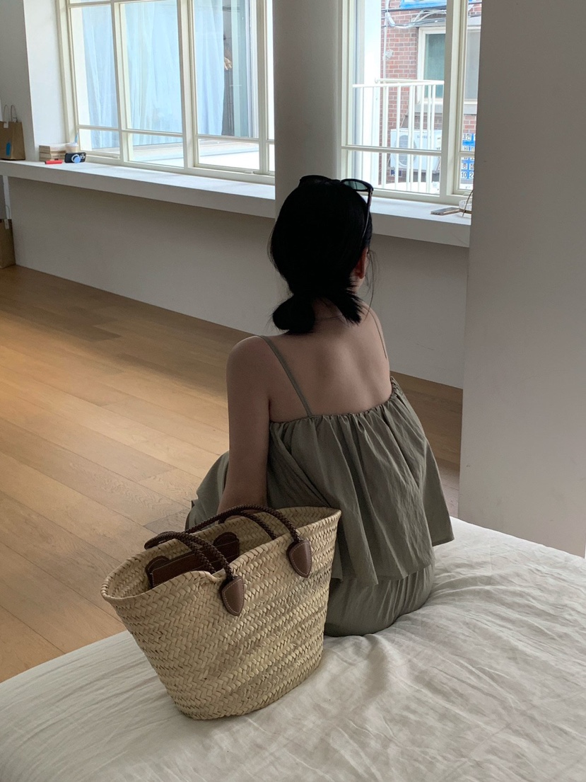 REVE CITE-L韓國代購㊣女士新款熱賣人氣推薦25春夏吊帶背心REVE CITE吊帶/背心