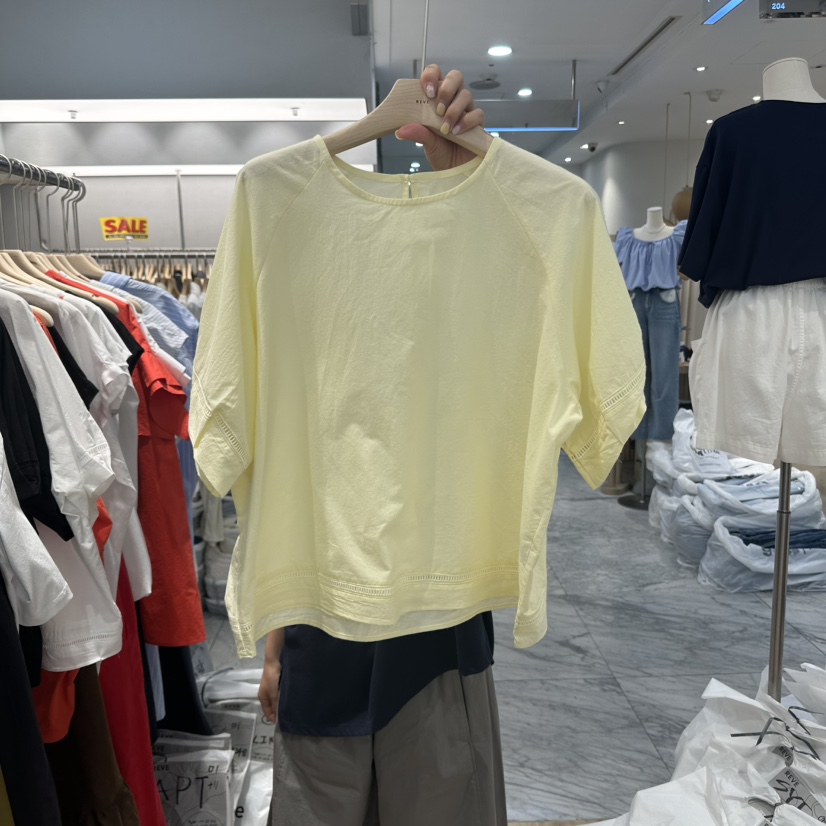 REVE-L韓國代購㊣女士新款真品時尚熱賣25春夏推薦襯衫蕾絲衫REVE-L襯衫/蕾絲衫圖色2
