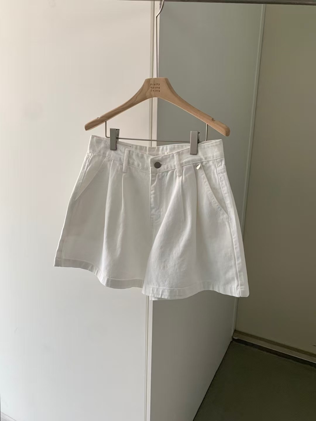 PYT-ot韓國代購㊣女裝新品人氣時尚熱賣真品25春夏職業短褲pretty young thing短褲圖色1