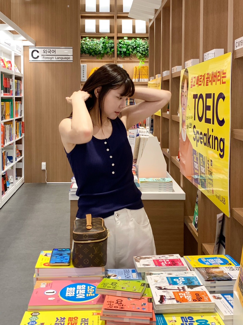 COURGETTE韓國代購㊣女裝新款真品人氣推薦時尚職業吊帶背心COURGETTE吊帶/背心