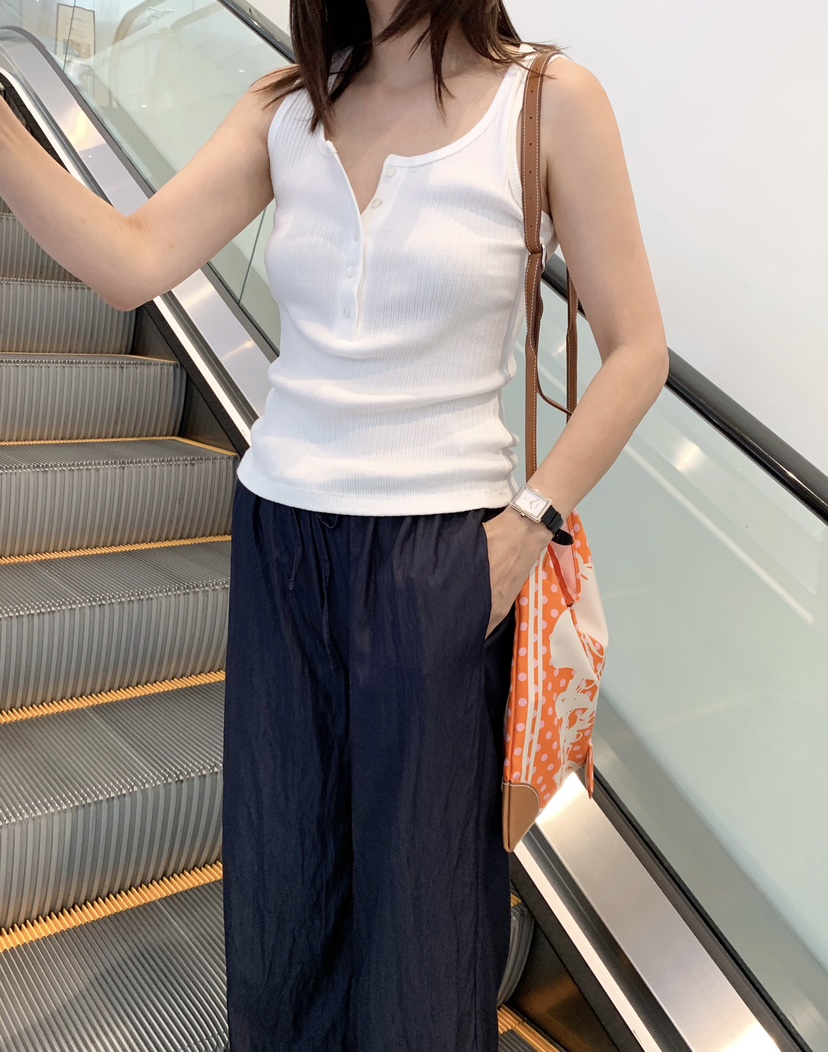 COURGETTE韓國代購㊣女裝新款真品人氣推薦時尚職業吊帶背心COURGETTE吊帶/背心