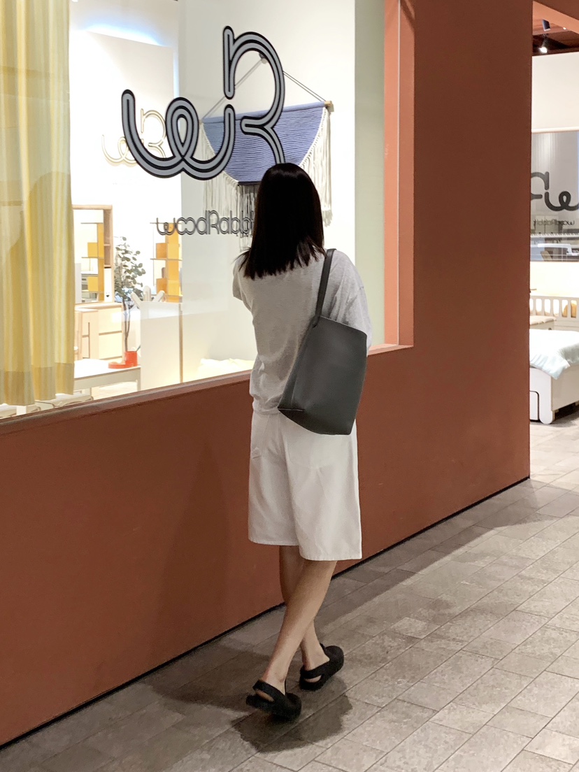COURGETTE東大門㊣直郵女裝新品真品25春夏人氣時尚職業衛衣COURGETTE衛衣