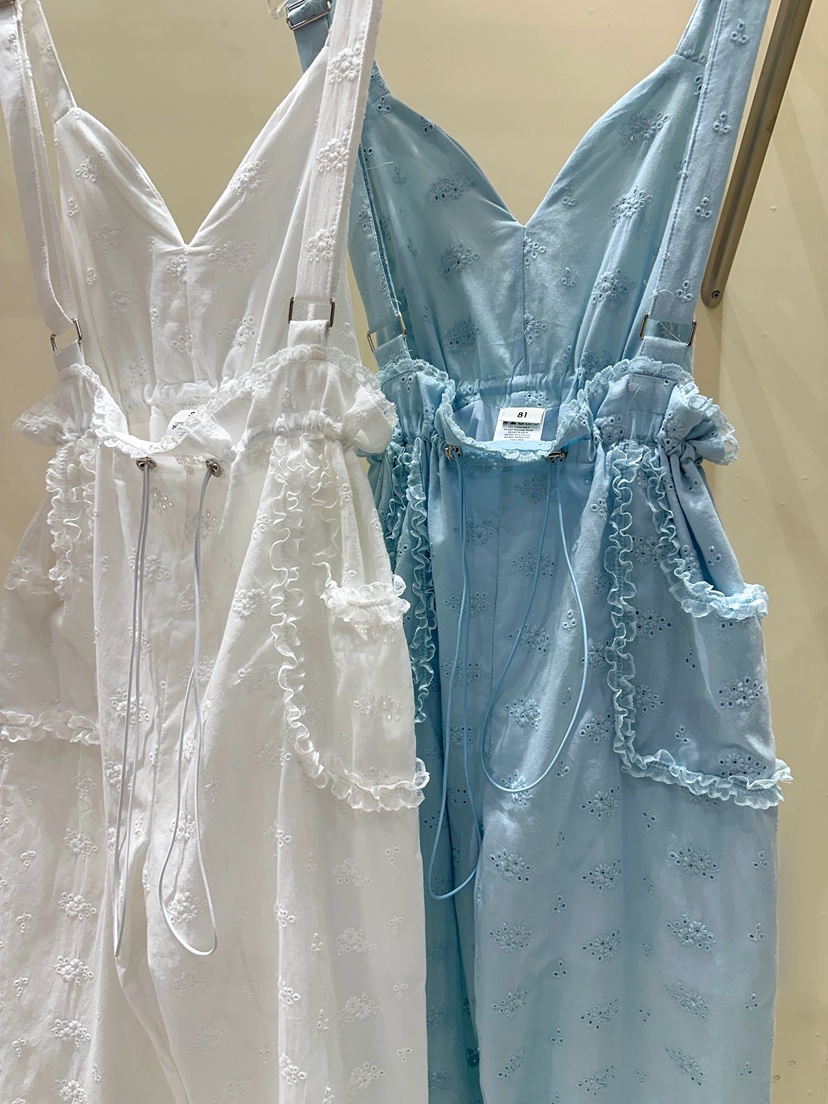 81 MARKET-L東大門㊣直郵女士新品真品休閑推薦熱賣背帶褲81 MARKET-L背帶褲