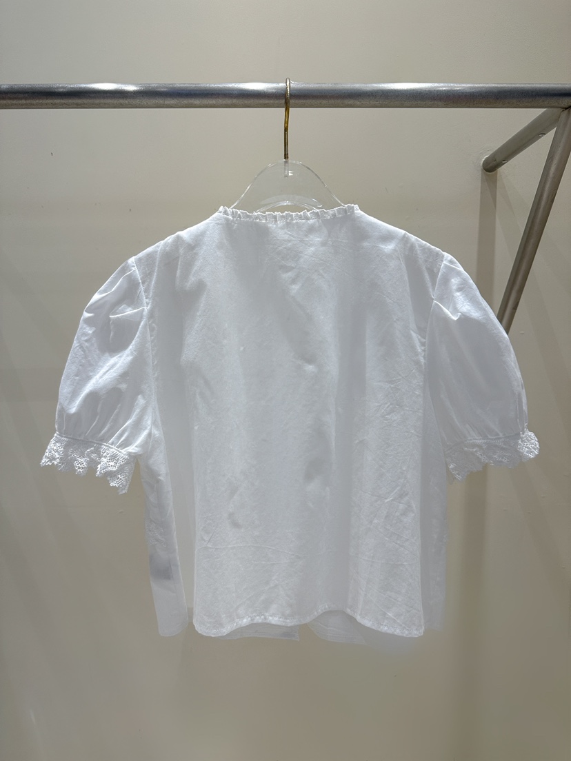 81 MARKET-L韓國直郵㊣女裝新品熱賣推薦人氣真品襯衫蕾絲衫81 MARKET-L襯衫/蕾絲衫