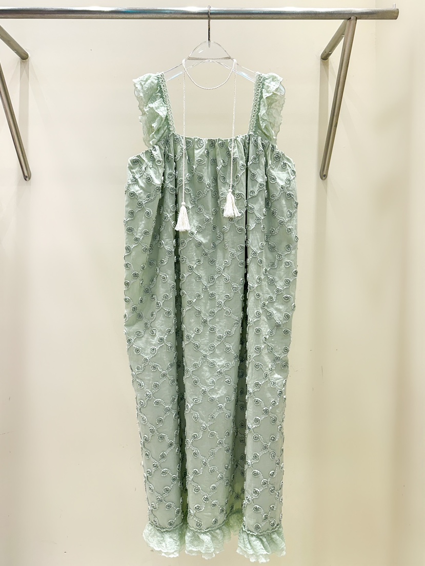 81 MARKET-L東大門㊣代購女士新品熱賣25春夏真品人氣連衣裙81 MARKET-L連衣裙