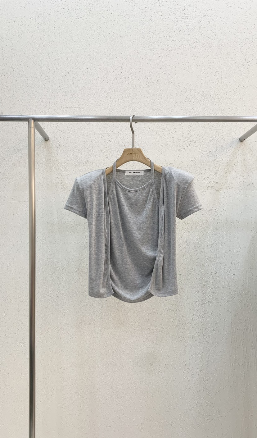 LIGHT AND SALT東大門㊣代購女裝新品25春夏T恤掛脖開衫奶油色假兩件LIGHT AND SALTT恤圖色3