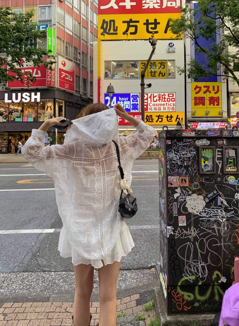 81 MARKET-L韓國代購㊣女裝新品職業人氣襯衫蕾絲衫兜帽蕾絲81 MARKET-L襯衫/蕾絲衫