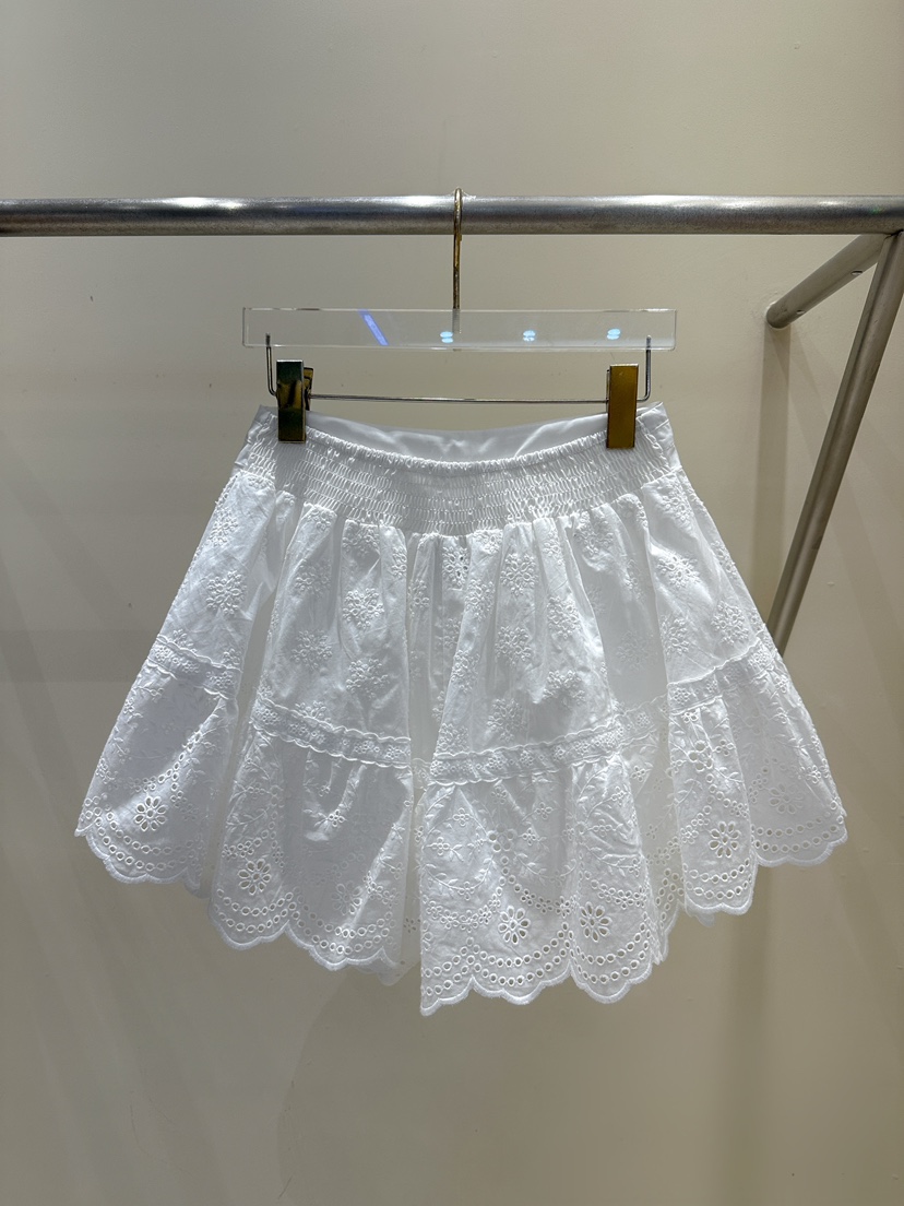 81 MARKET-L東大門㊣實拍女裝新品25春夏人氣熱賣時尚短褲81 MARKET-L短褲
