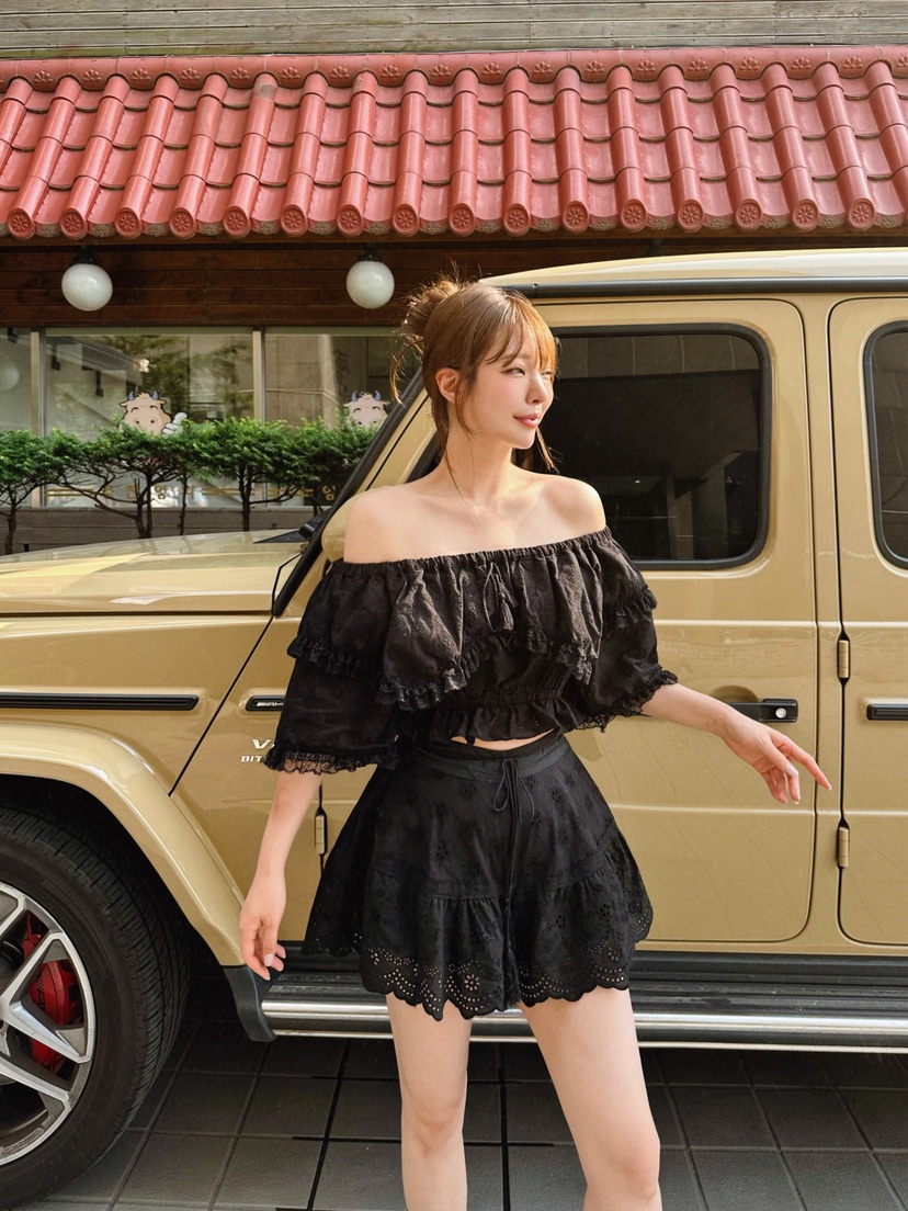 81 MARKET-L韓國代購㊣女裝新款推薦熱賣人氣時尚襯衫蕾絲衫81 MARKET-L襯衫/蕾絲衫