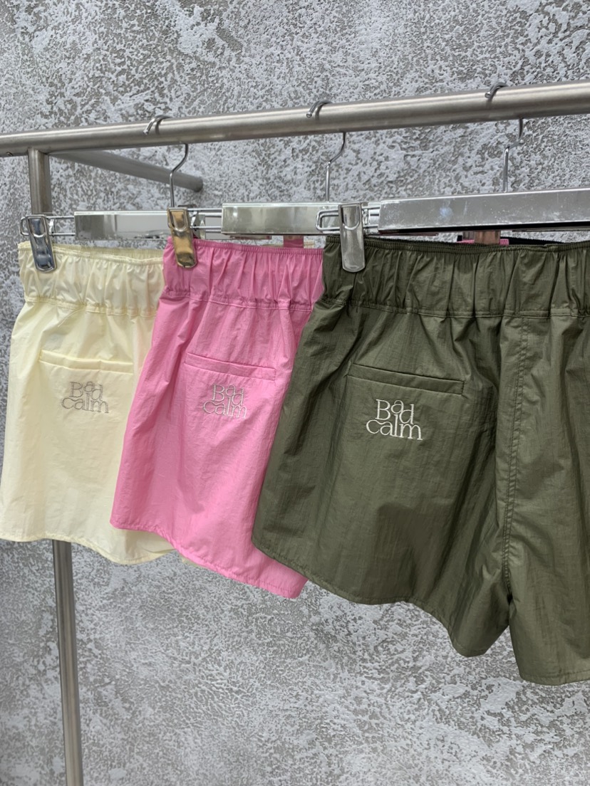 BADCALM韓國直郵㊣女裝新品時尚休閑真品25春夏職業推薦短褲BADCALM短褲