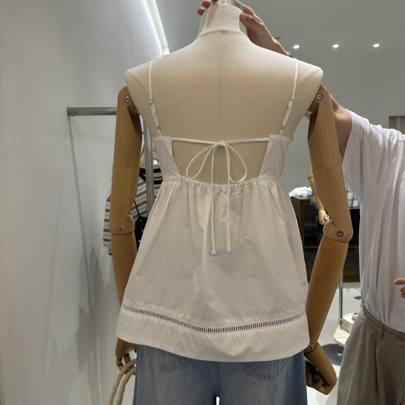 A WANT東大門㊣直郵女士新品人氣職業休閑推薦吊帶背心刺繡A WANT吊帶/背心