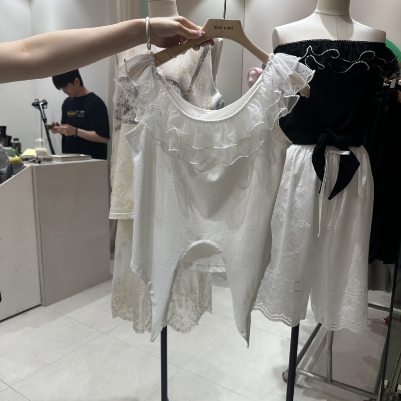 MINI UNNI東大門㊣實拍女裝新品真品熱賣休閑25春夏吊帶背心MINI UNNI吊帶/背心圖色2
