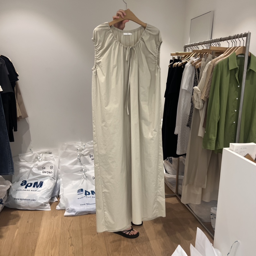 OUR-A東大門㊣實拍女士新品推薦人氣時尚熱賣25春夏連衣裙OUR-A連衣裙