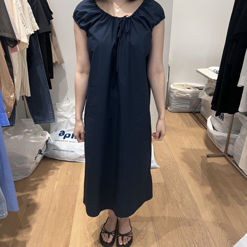 OUR-A東大門㊣實拍女士新品推薦人氣時尚熱賣25春夏連衣裙OUR-A連衣裙圖色2