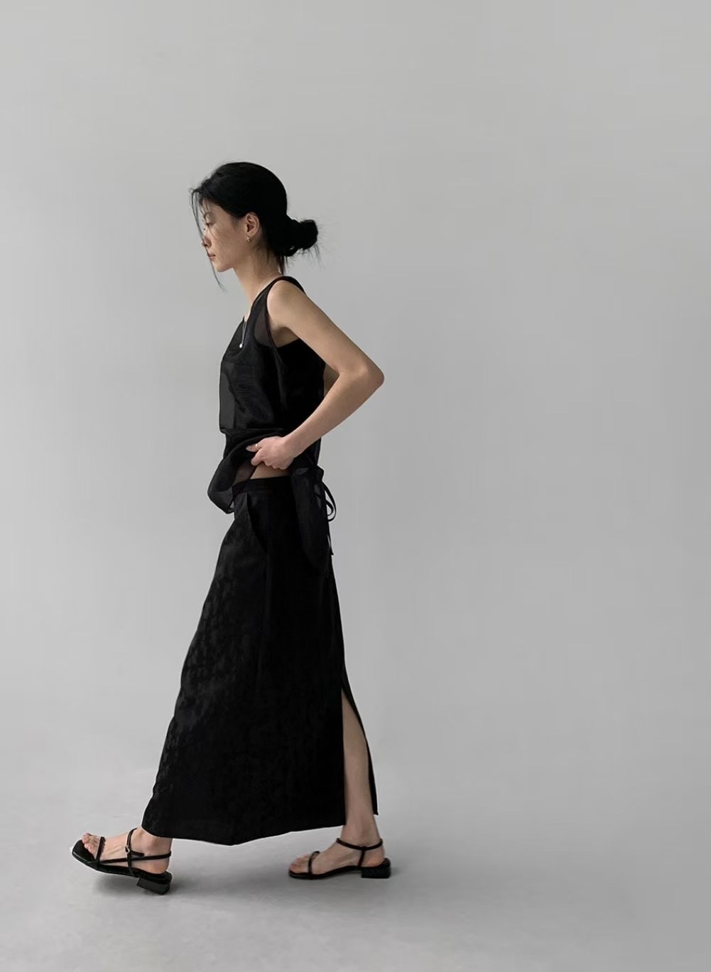 FERVENT東大門㊣直郵女士新款熱賣時尚25春夏真品推薦吊帶背心FERVENT吊帶/背心
