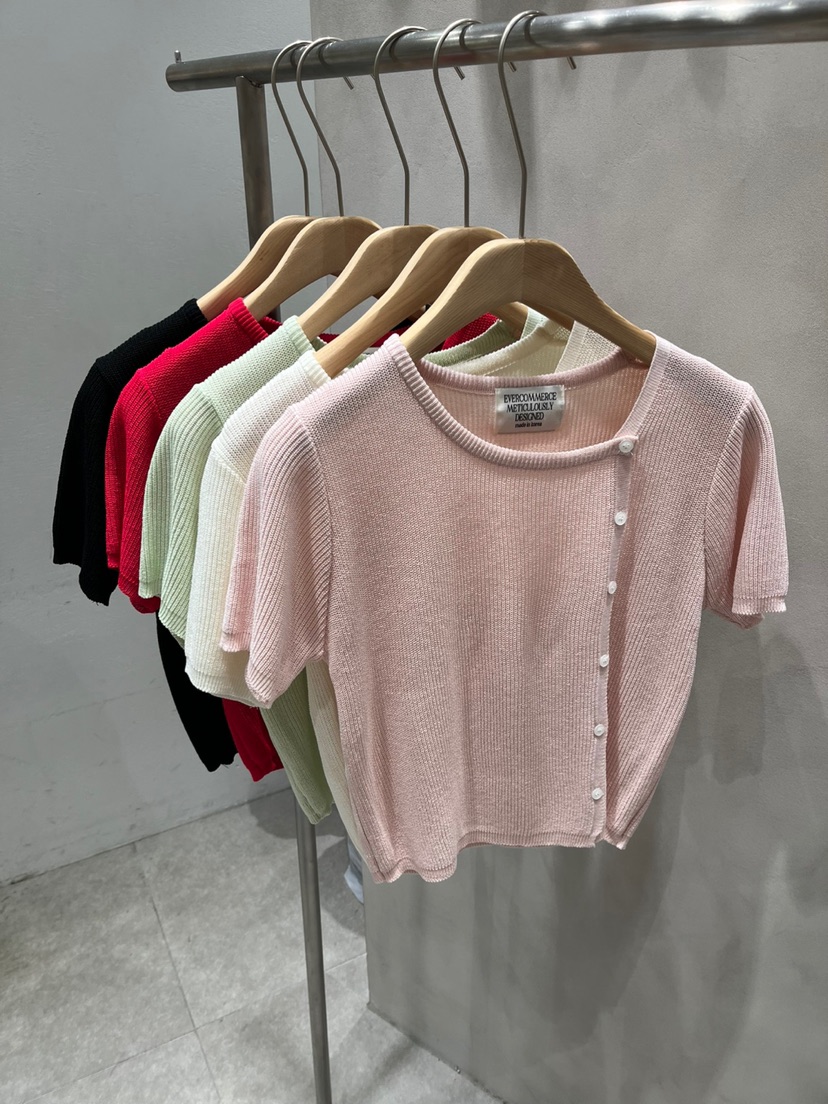 EVERCOMMERCE METICULOUSLY DESIGNED東大門㊣實拍女裝新款推薦針織衫EVERCOMMERCE METICULOUSLY DESIGNED針織衫