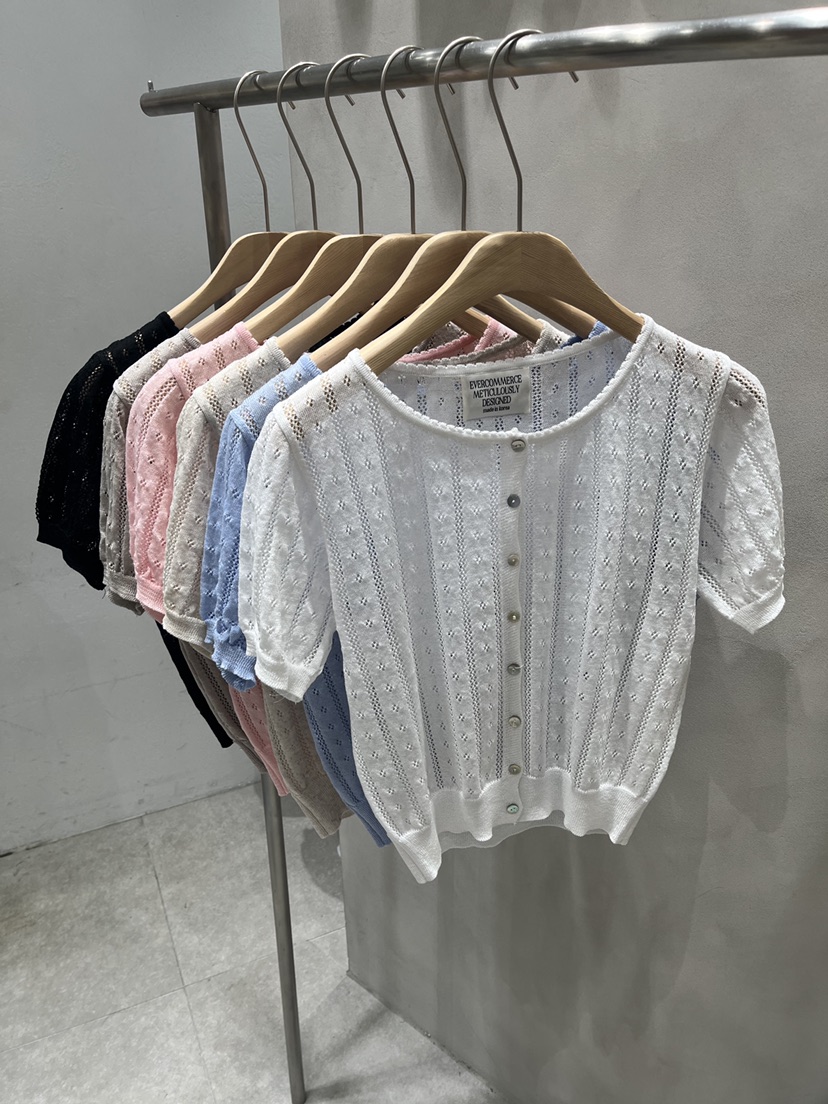 EVERCOMMERCE METICULOUSLY DESIGNED東大門㊣實拍女士新品職業針織衫花朵開衫EVERCOMMERCE METICULOUSLY DESIGNED針織衫