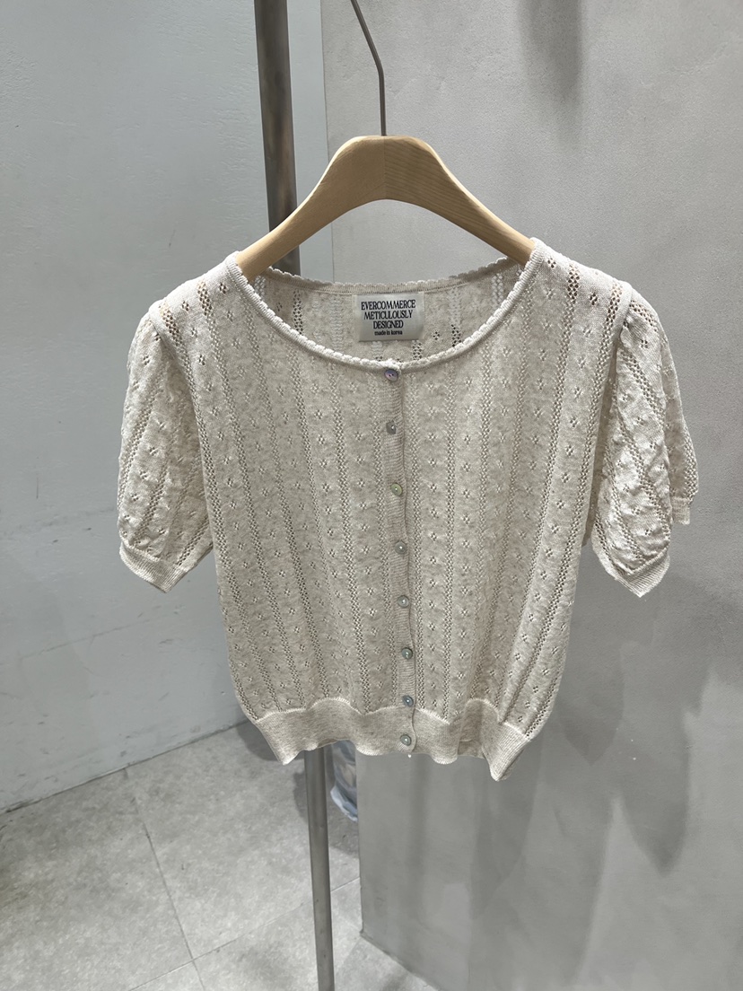 EVERCOMMERCE METICULOUSLY DESIGNED東大門㊣實拍女士新品職業針織衫花朵開衫EVERCOMMERCE METICULOUSLY DESIGNED針織衫圖色1