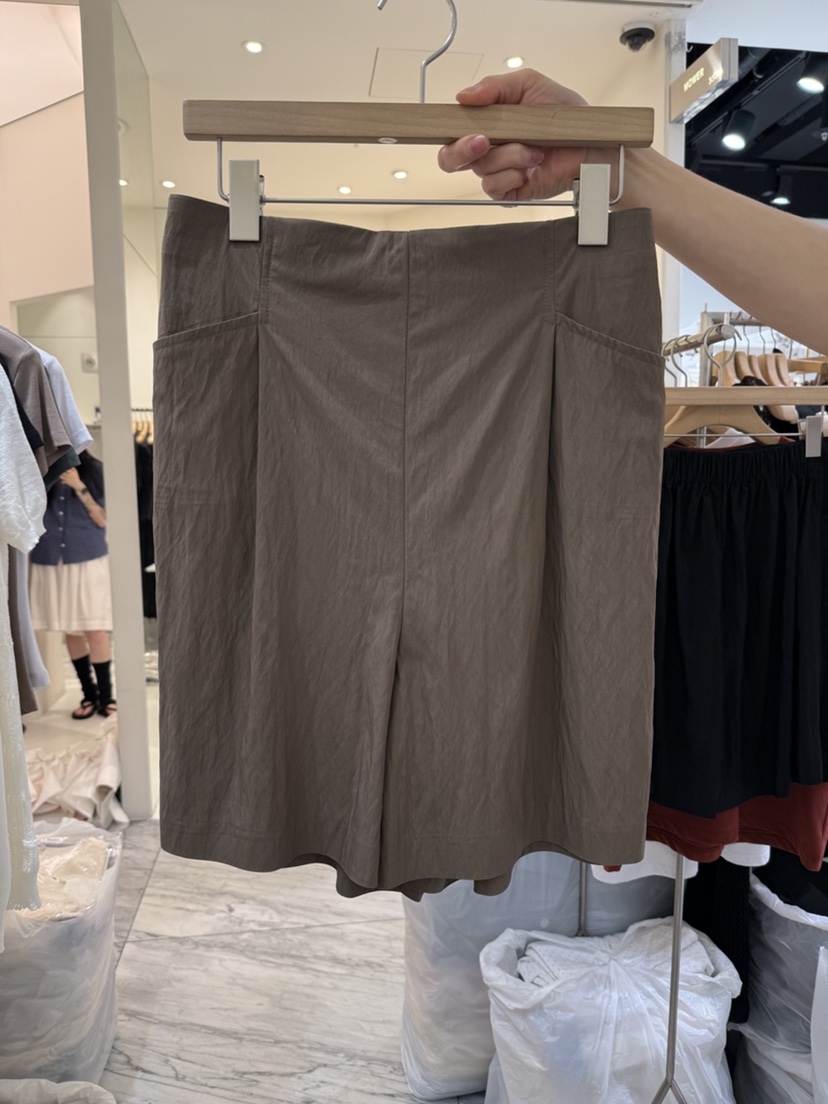 YIKHO STYLE東大門㊣代購女裝新款真品推薦熱賣休閑時尚短褲YIKHO STYLE短褲圖色1