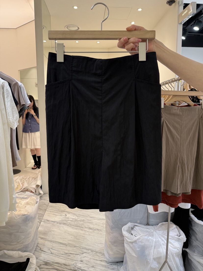 YIKHO STYLE東大門㊣代購女裝新款真品推薦熱賣休閑時尚短褲YIKHO STYLE短褲圖色2