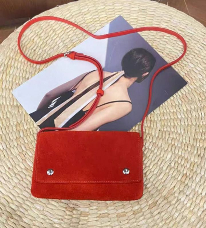 TROUVAILLE韓國直郵㊣女士新款25春夏單肩斜跨包絨面革牛皮TROUVAILLE單肩/斜跨包