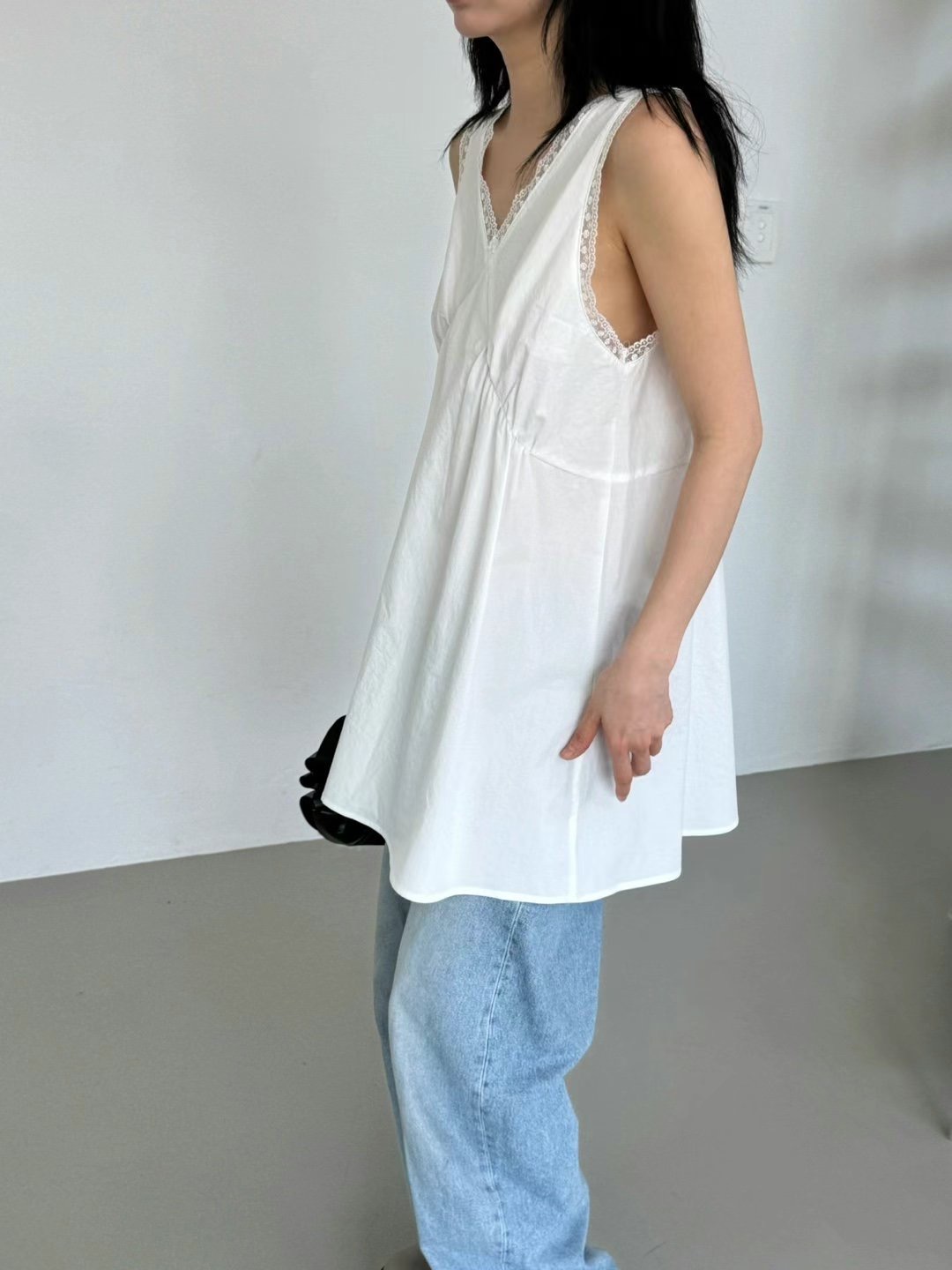 FAVOURED東大門㊣代購女士新款25春夏熱賣職業推薦吊帶背心FAVOURED吊帶/背心