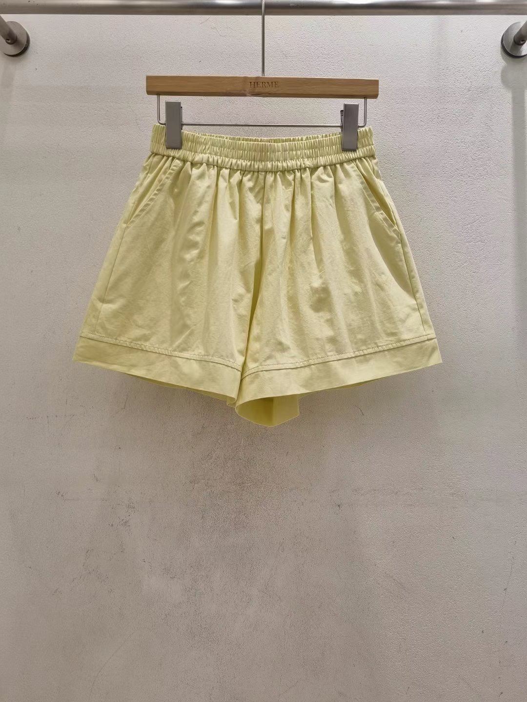 HERME韓國代購㊣女士新品25春夏職業人氣真品熱賣推薦休閑短褲HERME短褲圖色2