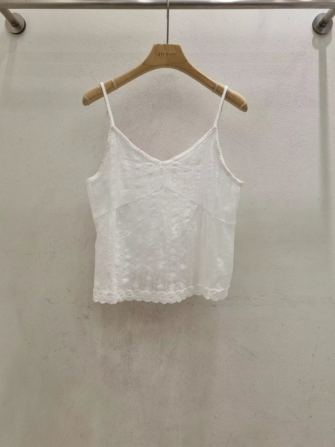 HERME東大門㊣直郵女裝新品真品人氣休閑時尚職業熱賣吊帶背心HERME吊帶/背心