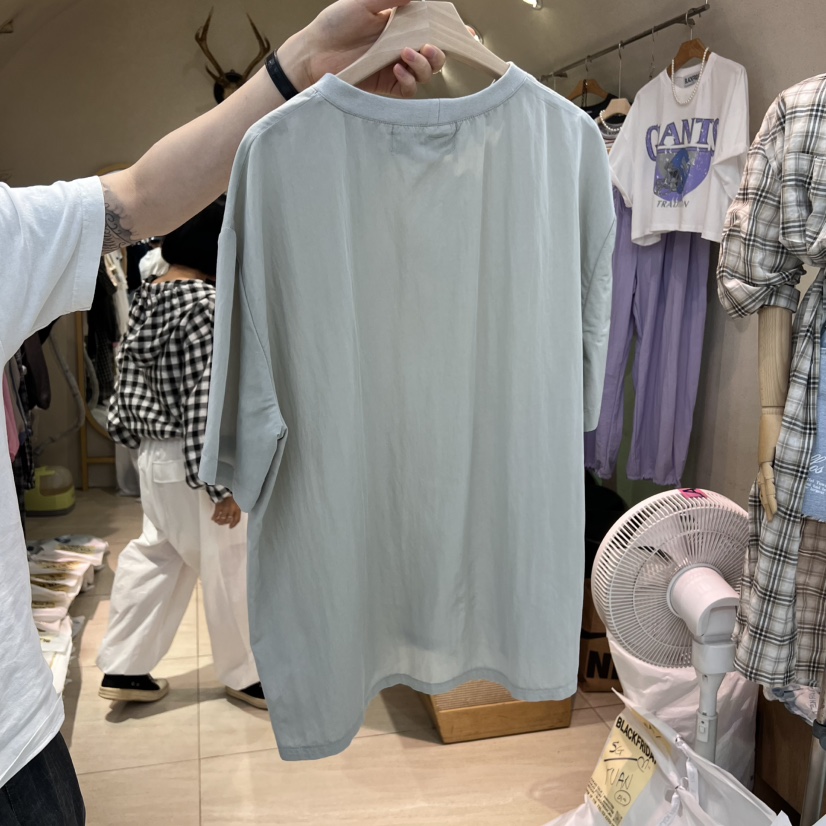 BLACKFRIDAY東大門㊣直郵女裝新品職業25春夏熱賣T恤不含腰帶BLACK FRIDAYT恤