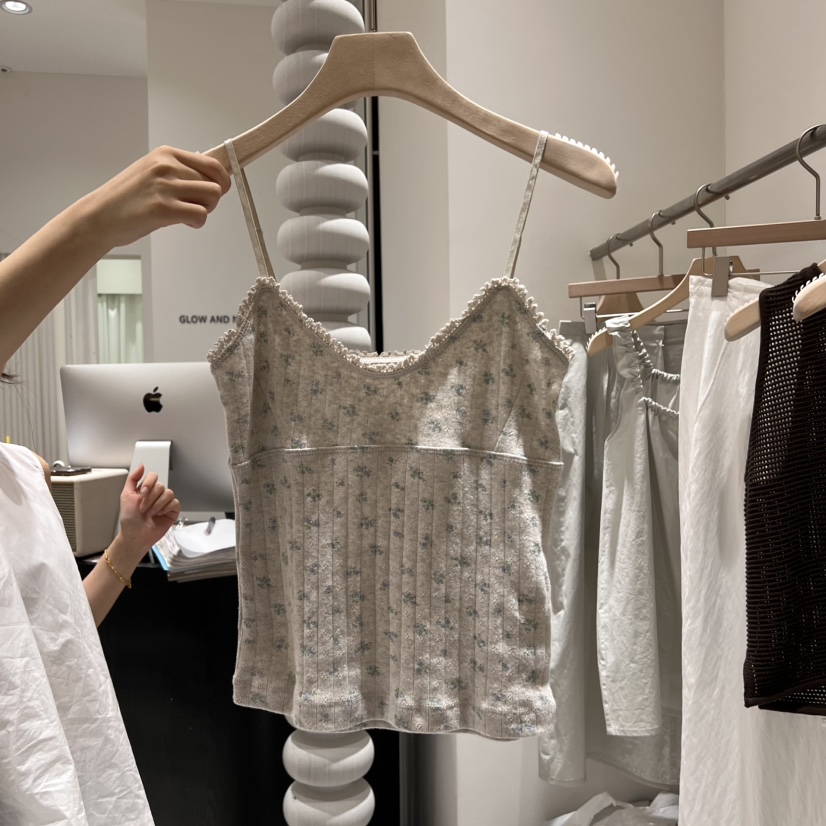 GLOW AND NYMPH東大門㊣直郵女裝新品人氣真品時尚吊帶背心GLOW AND NYMPH吊帶/背心