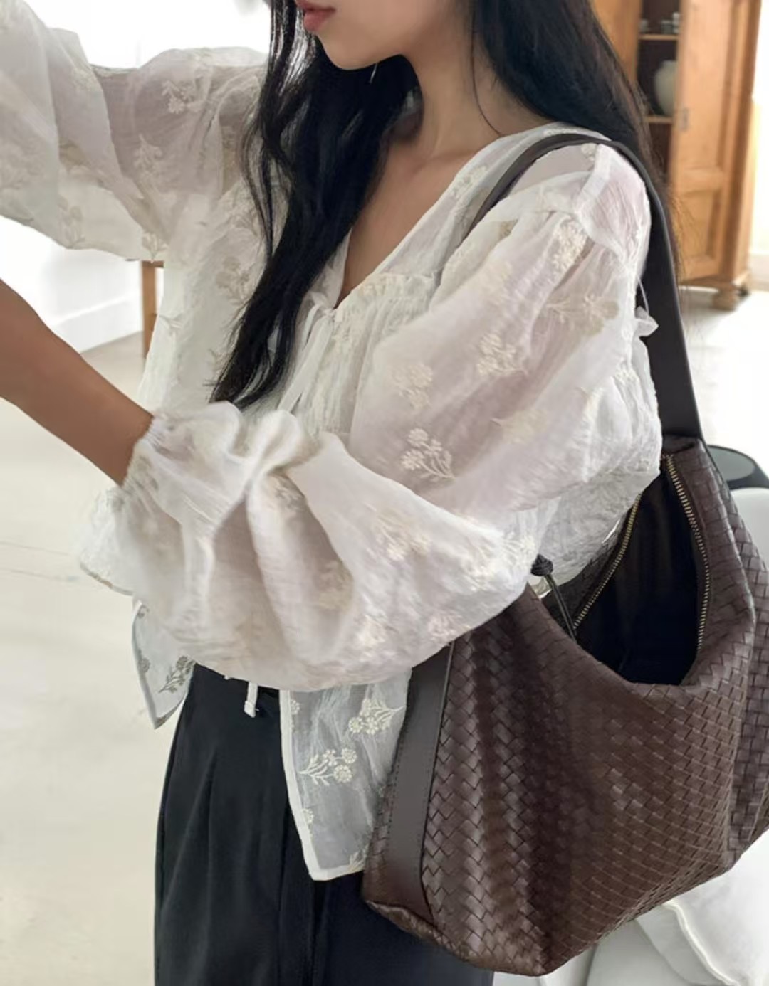 APPEAR東大門㊣代購女裝新款真品25春夏推薦襯衫蕾絲衫刺繡APPEAR襯衫/蕾絲衫