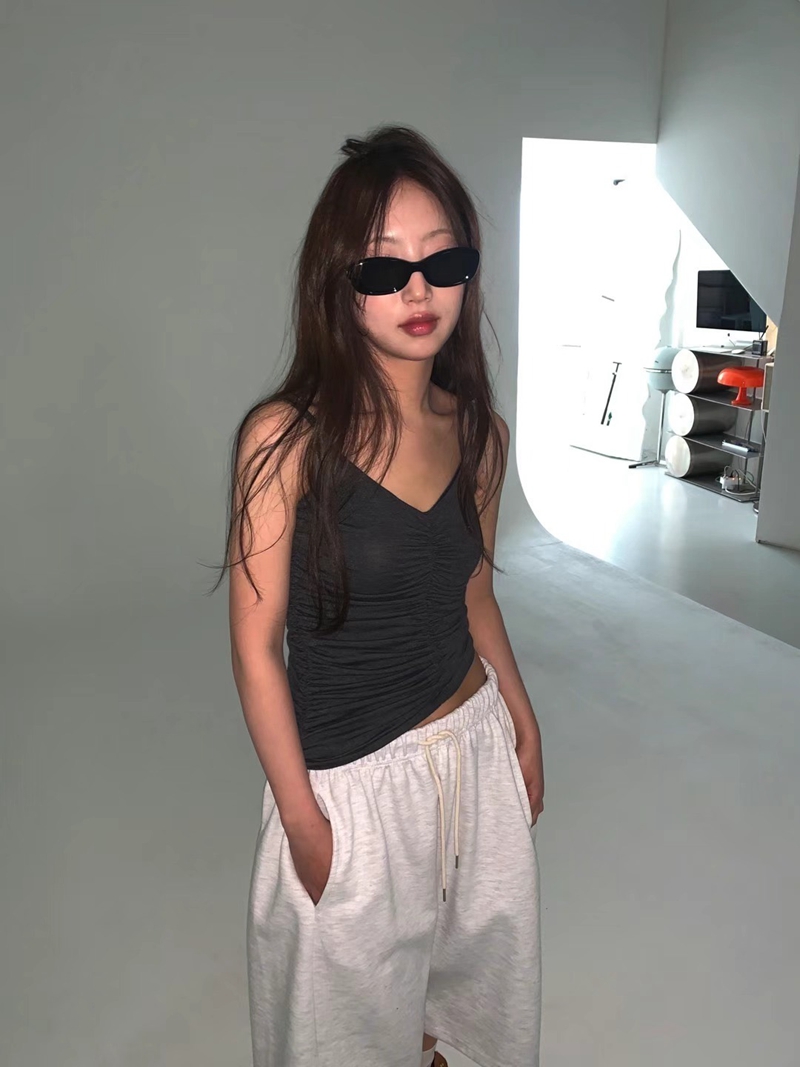 FORMAL韓國代購㊣女裝新品職業時尚真品休閑熱賣吊帶背心褶皺FORMAL吊帶/背心圖色2