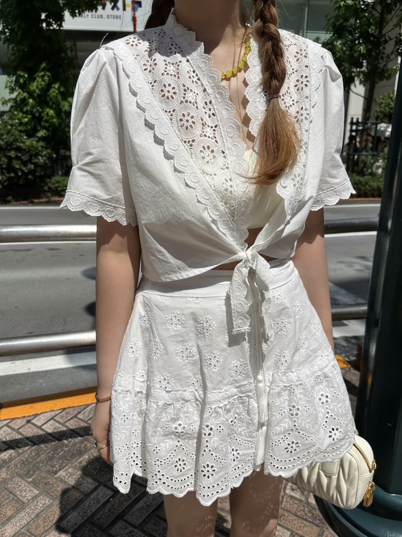 81 MARKET-L東大門㊣直郵女士新款真品職業時尚襯衫蕾絲衫81 MARKET-L襯衫/蕾絲衫