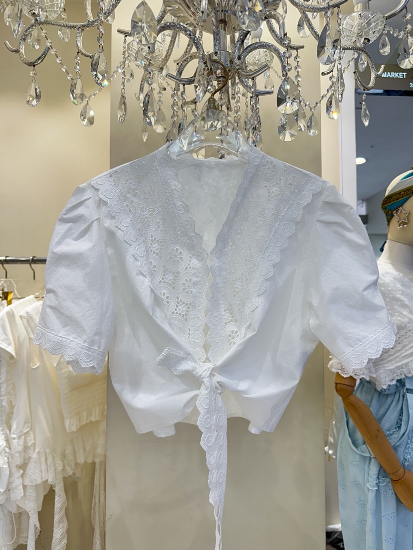 81 MARKET-L東大門㊣直郵女士新款真品職業時尚襯衫蕾絲衫81 MARKET-L襯衫/蕾絲衫