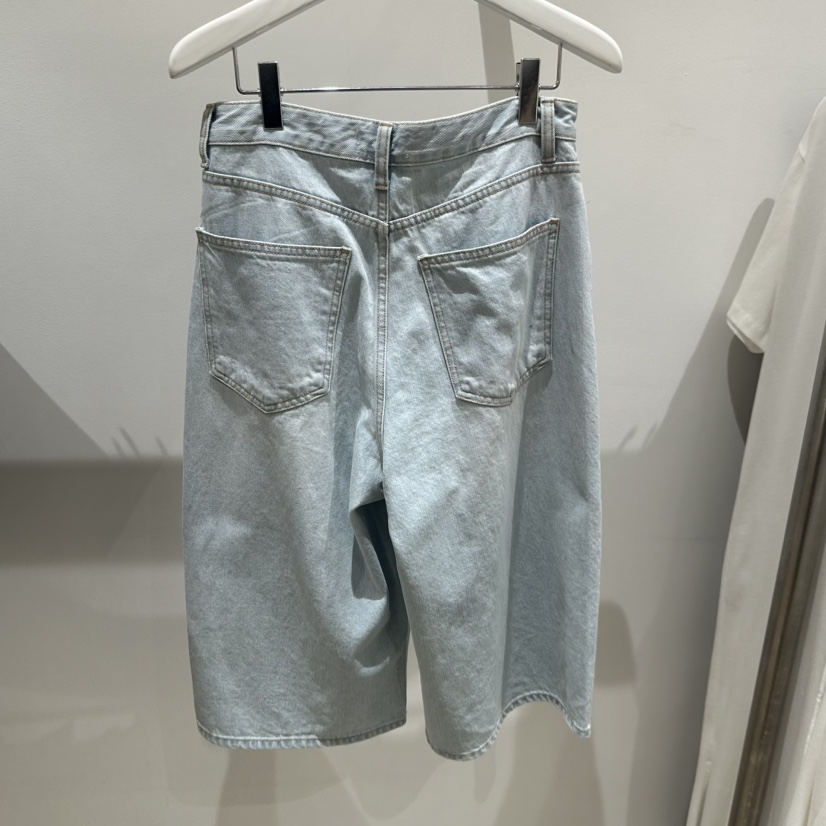 HELVETICA東大門㊣代購女裝新品熱賣25春夏時尚人氣休閑短褲HELVETICA短褲