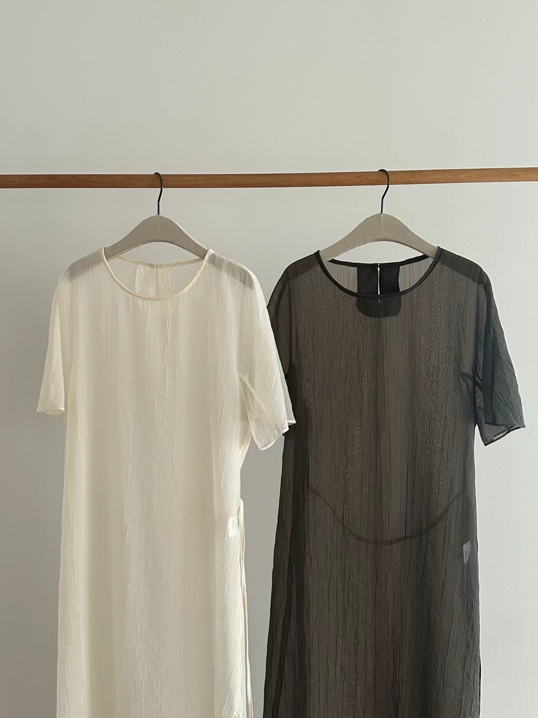 FLAT WHITE韓國代購㊣女士新品職業25春夏休閑推薦熱賣連衣裙FLAT WHITE連衣裙