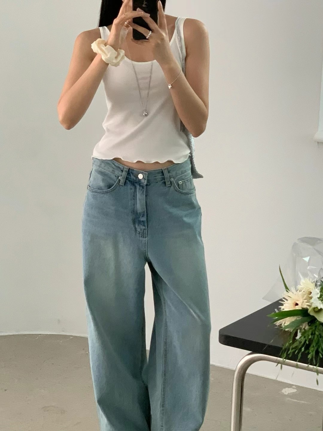 FLAT WHITE韓國直郵㊣女士新款時尚人氣25春夏職業吊帶背心FLAT WHITE吊帶/背心圖色2