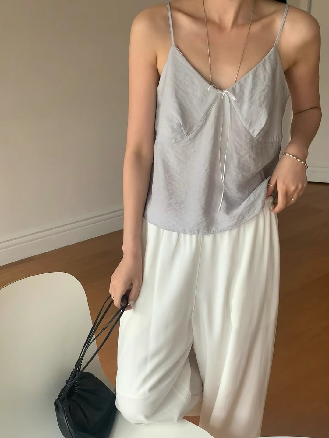 FLAT WHITE韓國直郵㊣女士新款真品人氣推薦職業休閑吊帶背心FLAT WHITE吊帶/背心
