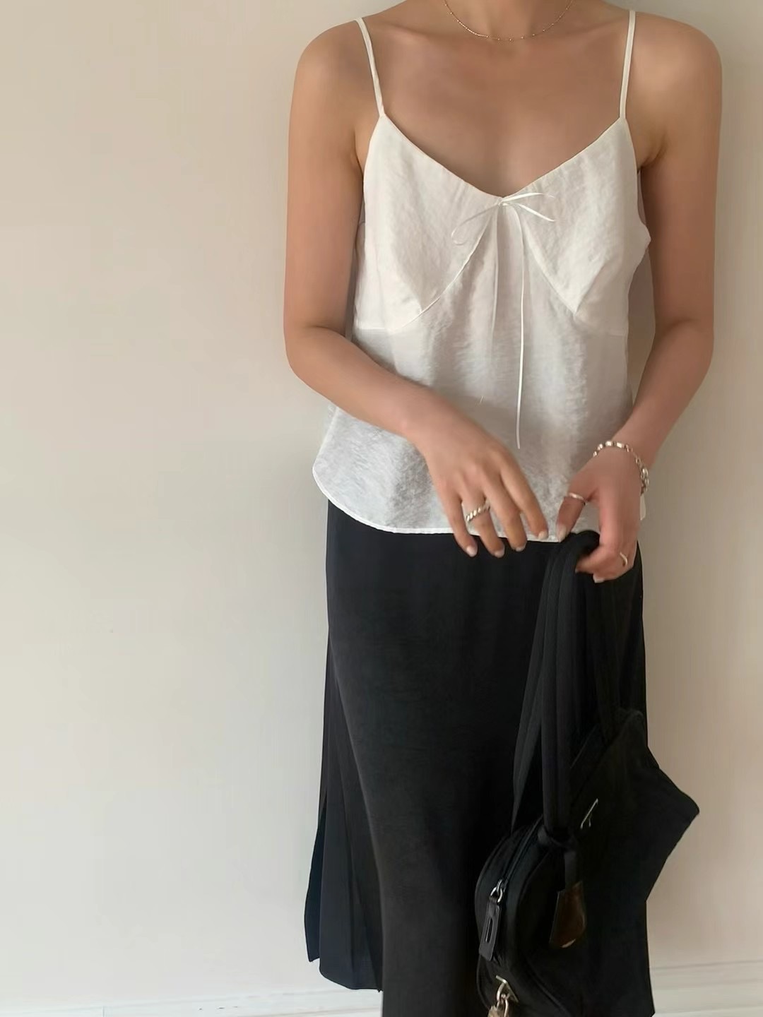 FLAT WHITE韓國直郵㊣女士新款真品人氣推薦職業休閑吊帶背心FLAT WHITE吊帶/背心圖色2
