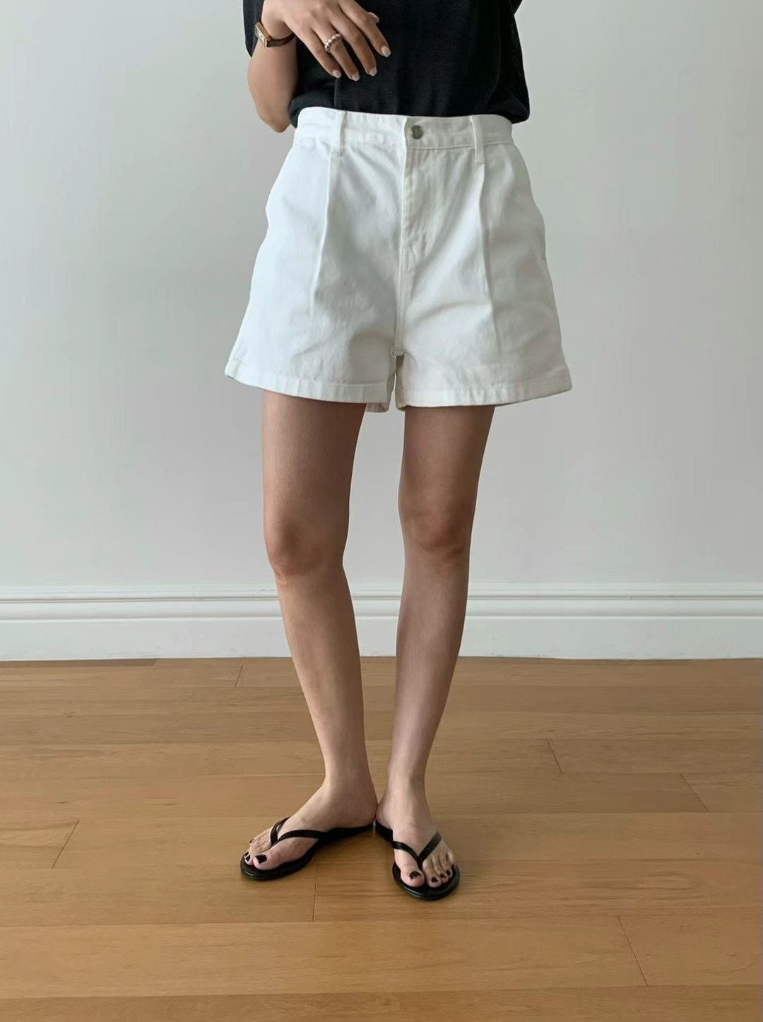 FLAT WHITE東大門㊣代購女士新品人氣休閑熱賣職業時尚短褲FLAT WHITE短褲
