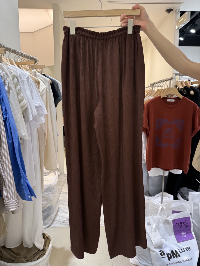 YIKHO STYLE東大門㊣實拍女士新品時尚25春夏熱賣休閑褲褶皺YIKHO STYLE休閑褲